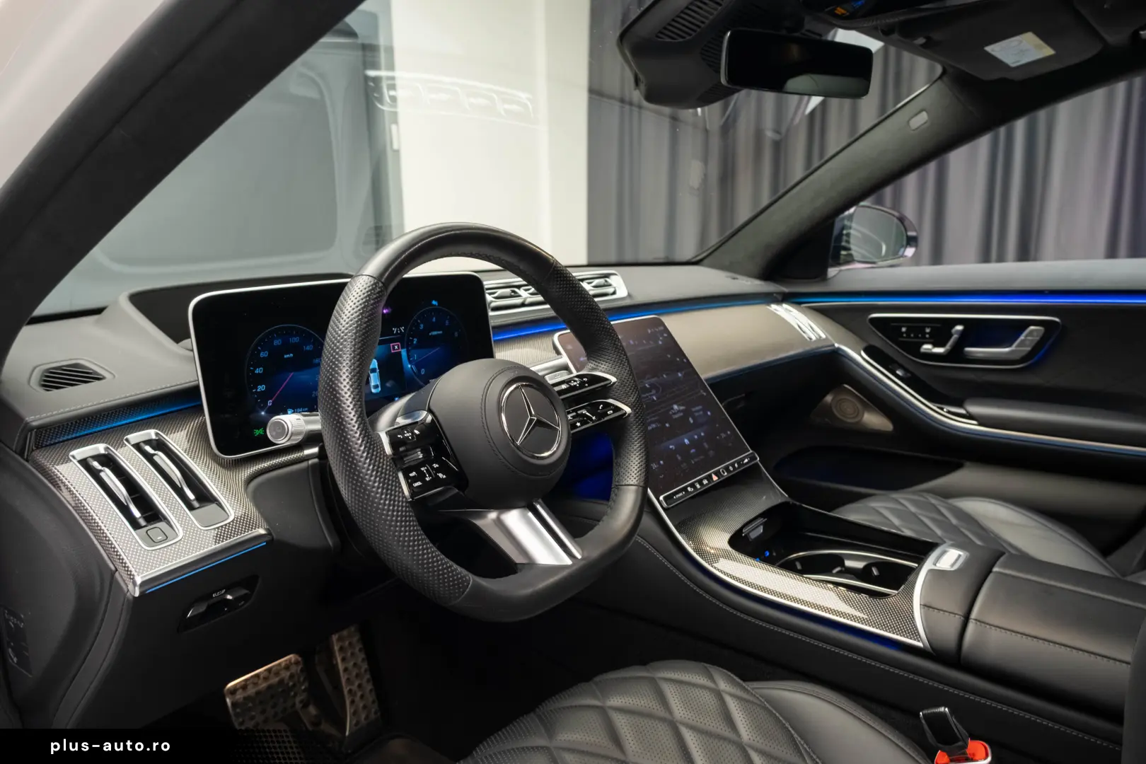 2023 Mercedes-Benz S 580 Long 4M V8 503 CP First Class TV