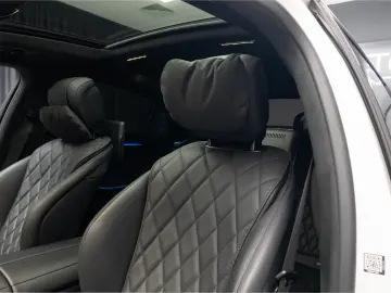 2023 Mercedes-Benz S 580 Long 4M V8 503 CP First Class TV