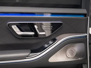 2023 Mercedes-Benz S 580 Long 4M V8 503 CP First Class TV