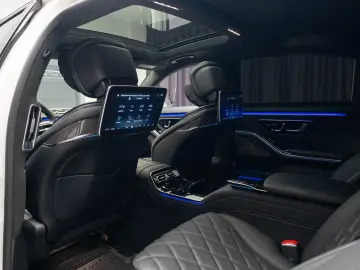 2023 Mercedes-Benz S 580 Long 4M V8 503 CP First Class TV