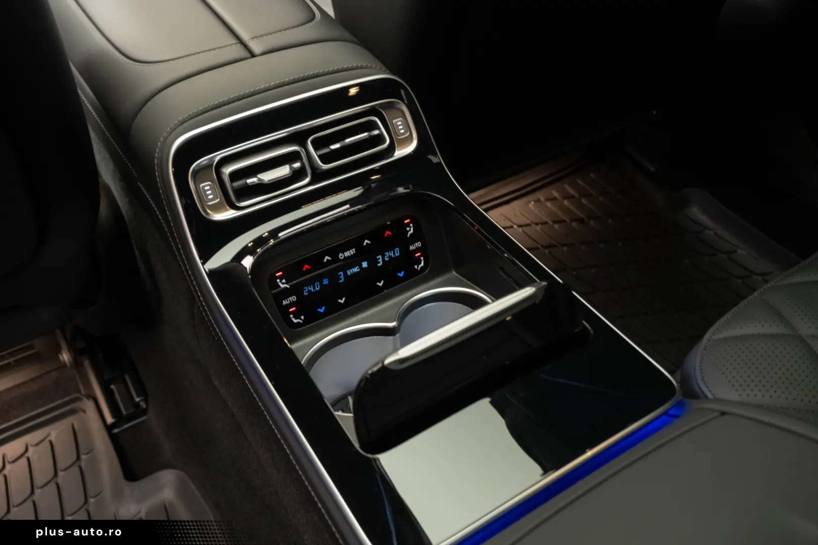 2023 Mercedes-Benz S 580 Long 4M V8 503 CP First Class TV