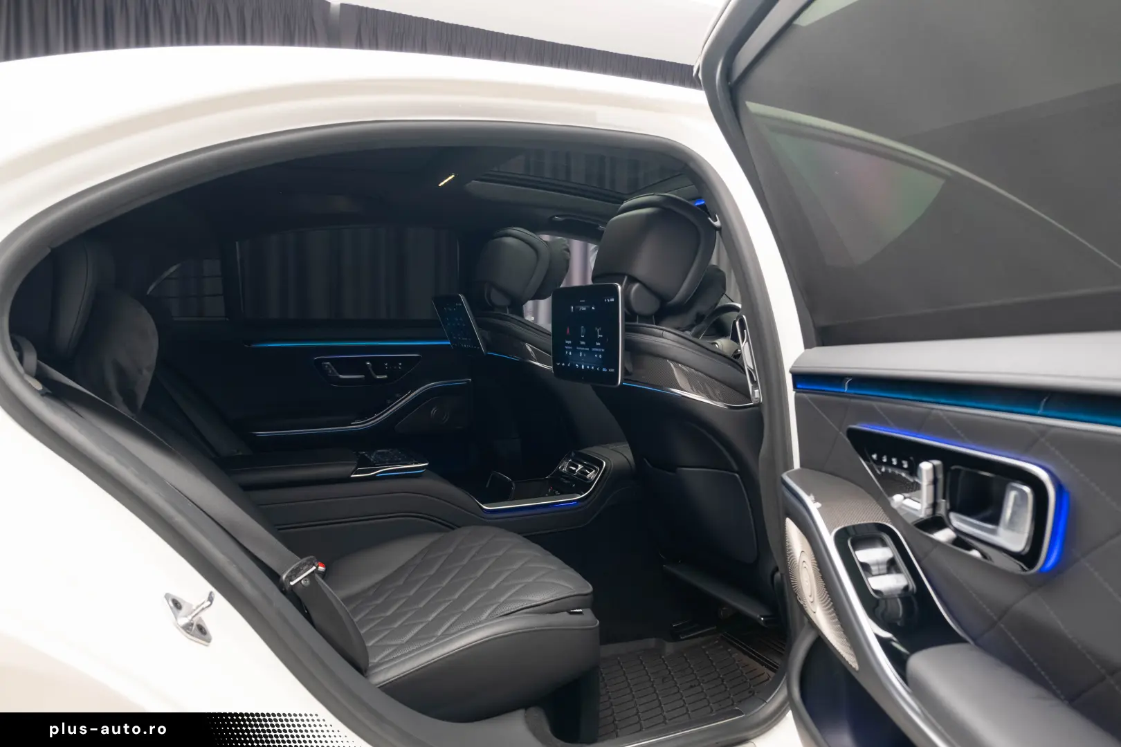 2023 Mercedes-Benz S 580 Long 4M V8 503 CP First Class TV