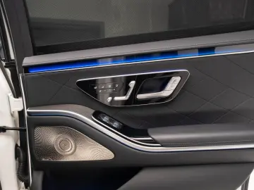 2023 Mercedes-Benz S 580 Long 4M V8 503 CP First Class TV