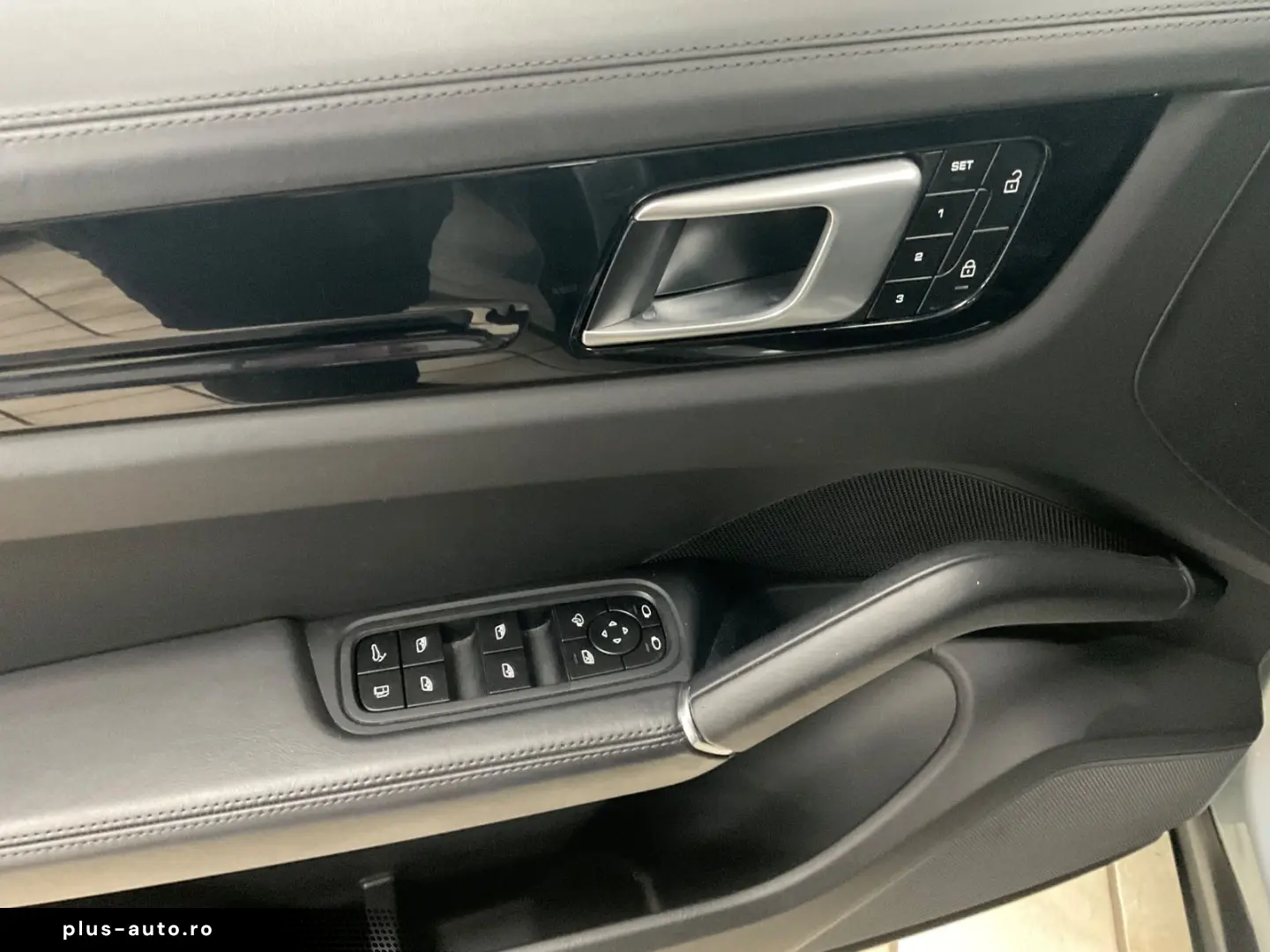 PORSCHE Cayenne E-Hybrid  1.Hd.  Scheckheft !!!