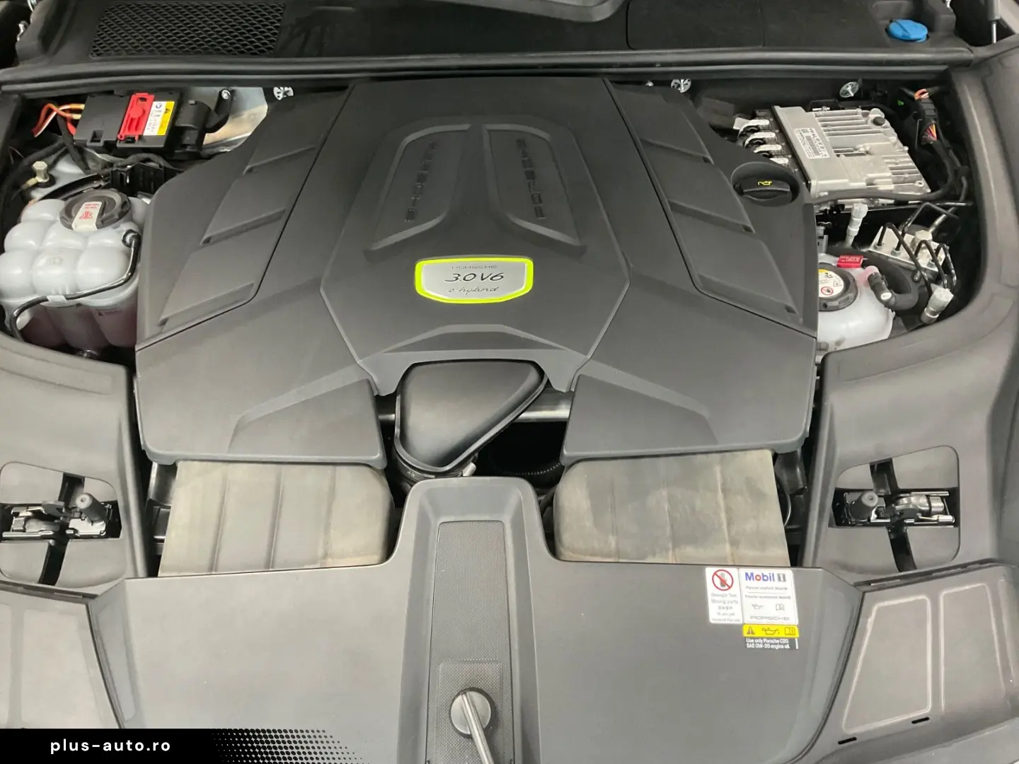 PORSCHE Cayenne E-Hybrid  1.Hd.  Scheckheft !!!