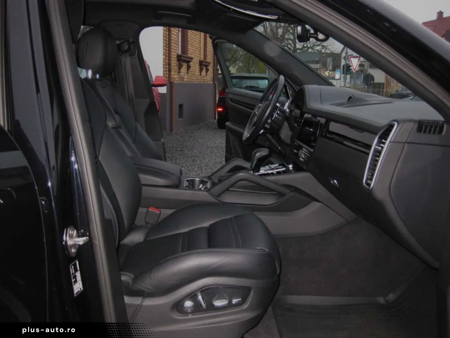 PORSCHE Cayenne Coupe Tiptr.S Approvet10-26 top Ausst