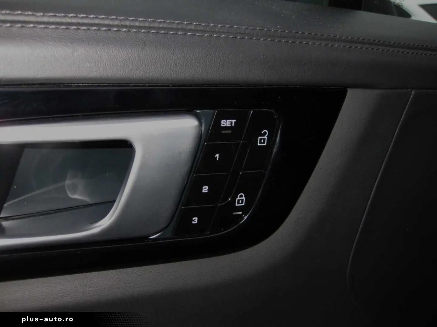 PORSCHE Cayenne Coupe Tiptr.S Approvet10-26 top Ausst