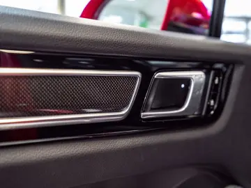 PORSCHE Cayenne E-Hybrid el.AHK 21 Spyder Carbon 360 HUD