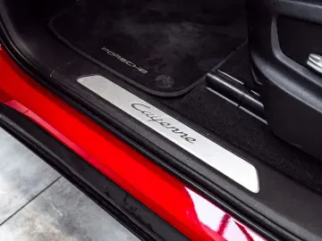 PORSCHE Cayenne E-Hybrid el.AHK 21 Spyder Carbon 360 HUD