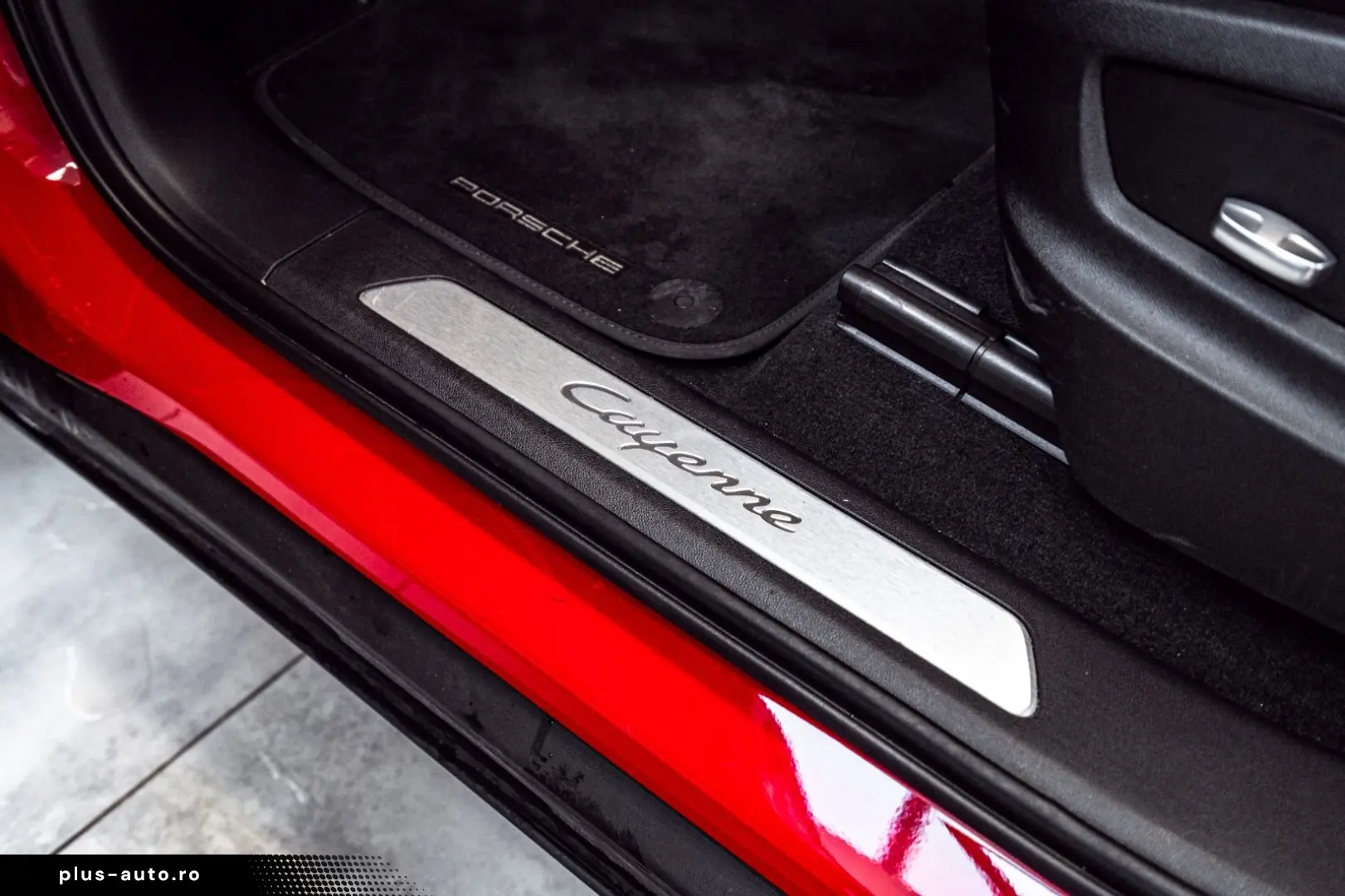 PORSCHE Cayenne E-Hybrid el.AHK 21 Spyder Carbon 360 HUD