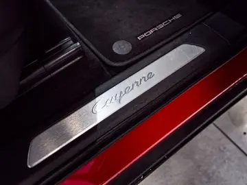 PORSCHE Cayenne E-Hybrid el.AHK 21 Spyder Carbon 360 HUD