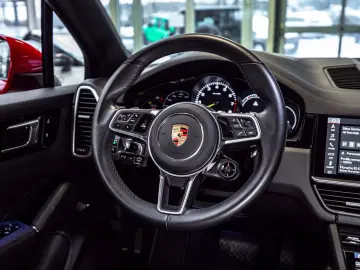 PORSCHE Cayenne E-Hybrid el.AHK 21 Spyder Carbon 360 HUD