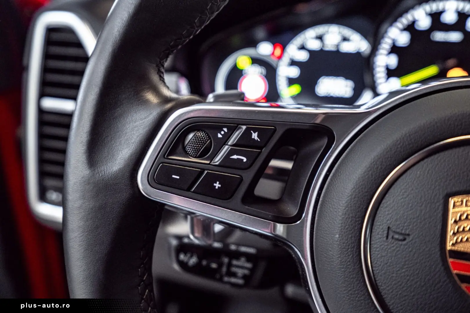 PORSCHE Cayenne E-Hybrid el.AHK 21 Spyder Carbon 360 HUD