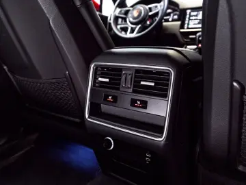 PORSCHE Cayenne E-Hybrid el.AHK 21 Spyder Carbon 360 HUD
