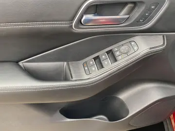 NISSAN X-Trail 1.5 e-Power Tekna Navi HeadUp