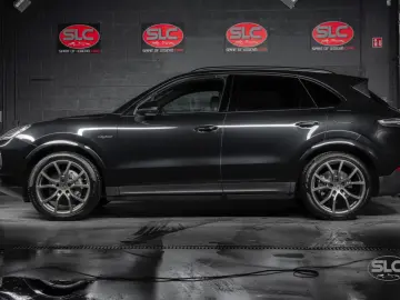 PORSCHE Cayenne E-Hybrid Platinum Edition 21  ACC Pano..