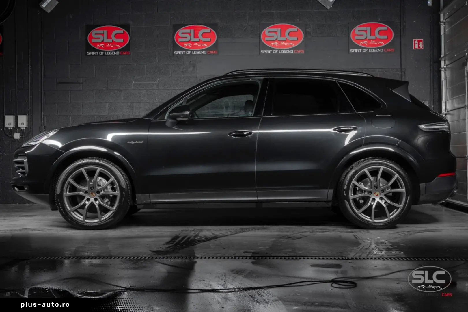 PORSCHE Cayenne E-Hybrid Platinum Edition 21  ACC Pano..