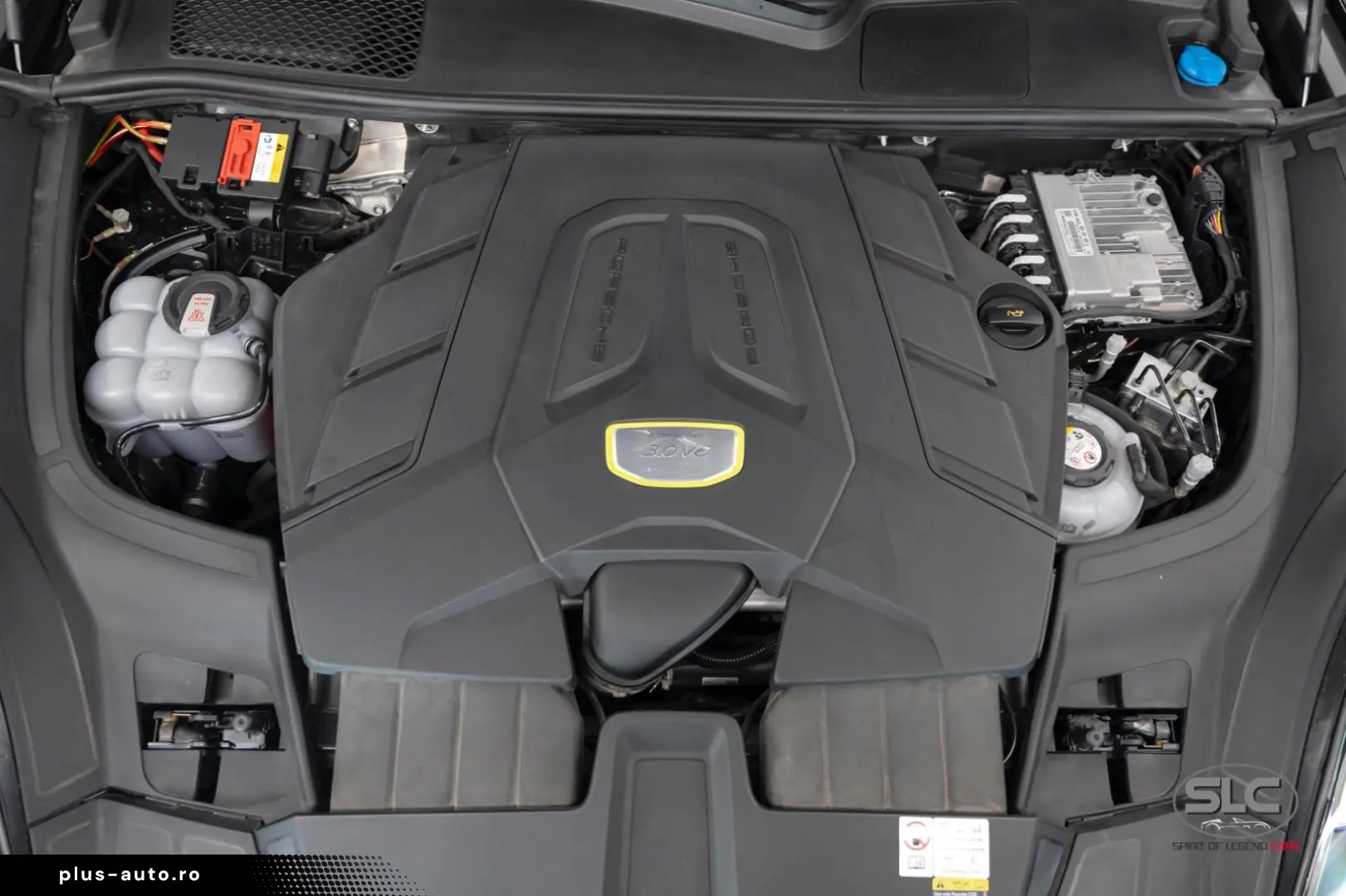 PORSCHE Cayenne E-Hybrid Platinum Edition 21  ACC Pano..