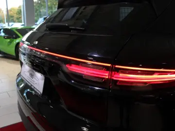 PORSCHE Cayenne E-Hybrid  PANO BOSE APPROVED-11.2027