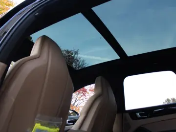 PORSCHE Cayenne E-Hybrid  PANO BOSE APPROVED-11.2027