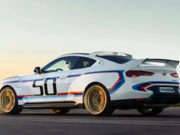 BMW 3.0 CSL (2023) - 1 of 50 units