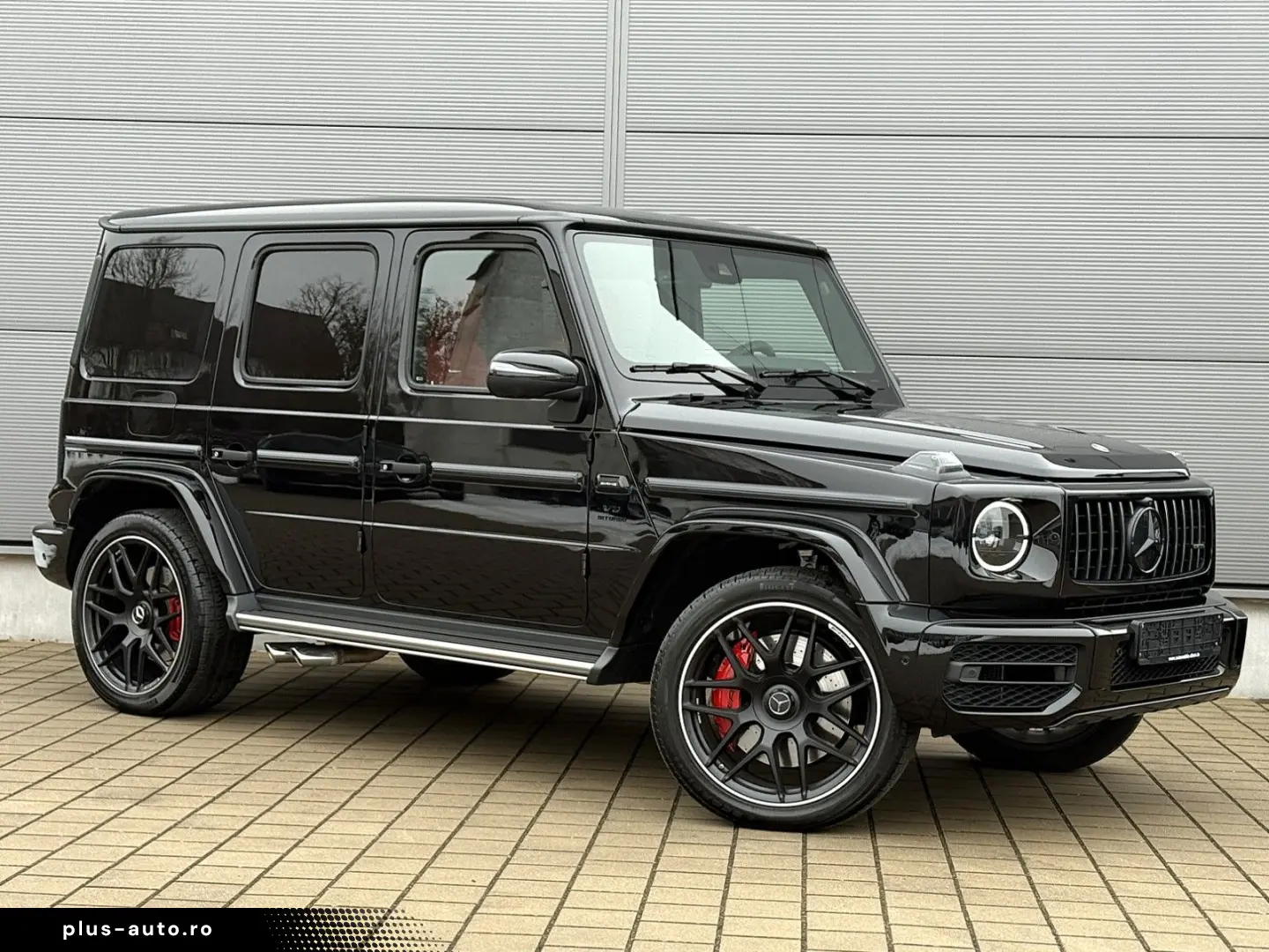 MERCEDES-BENZ G63 AMG Superior Night Paket II Burmester