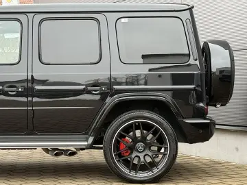 MERCEDES-BENZ G63 AMG Superior Night Paket II Burmester