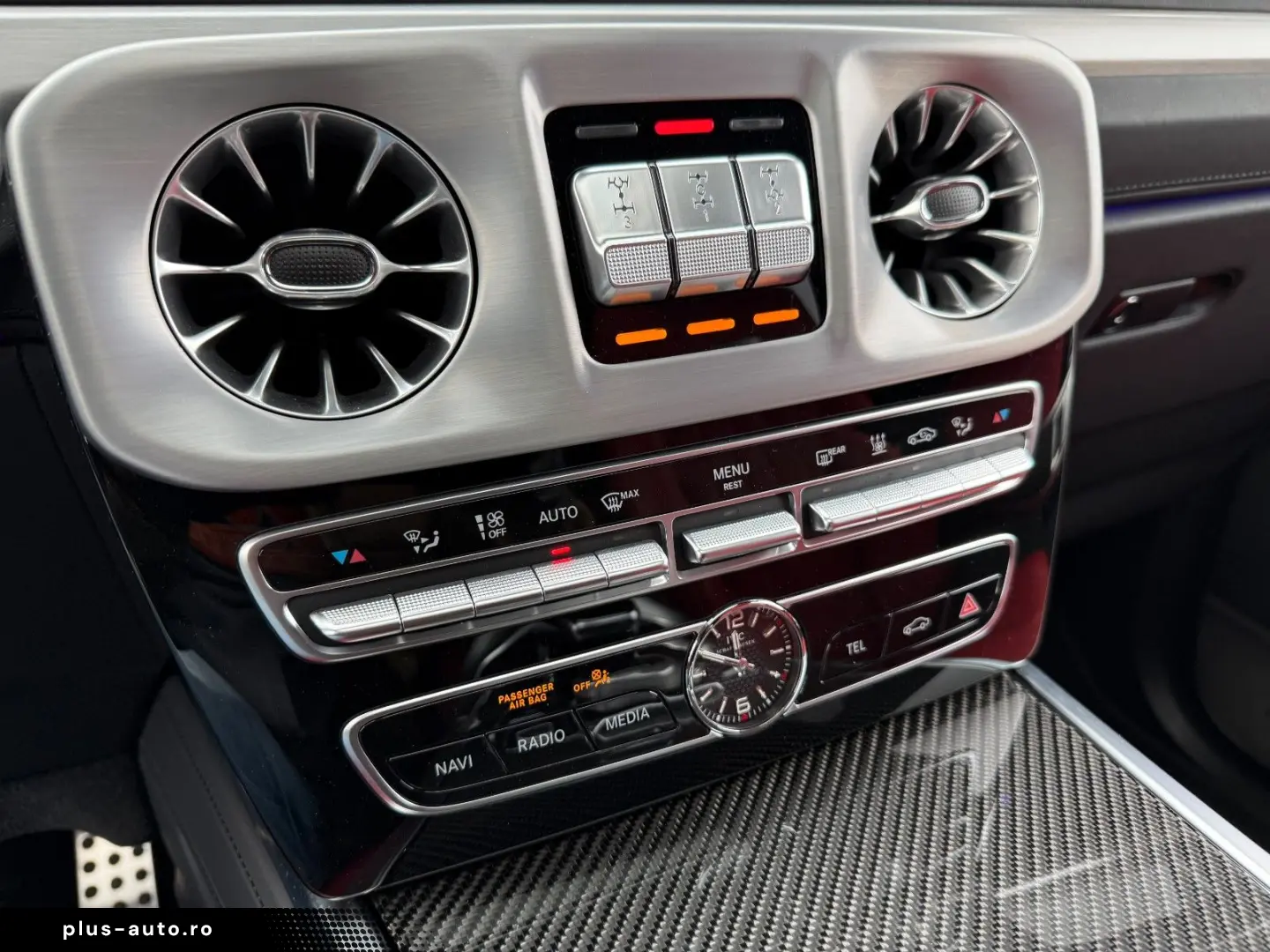 MERCEDES-BENZ G63 AMG Superior Night Paket II Burmester