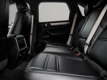 PORSCHE Cayenne Platinum Edition SPORT-DESIGN PANO BOSE