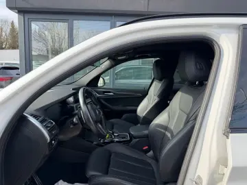 BMW X3 xDrive 30 e M Sportpaket AHK Kamera ACC