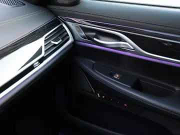 BMW 730 d xDrive M Sport Shadow Laser Soft