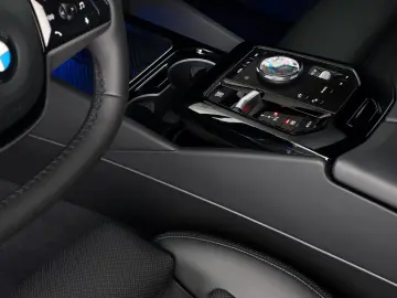 BMW 520 i Limousine G60 LiveCoPro HUD