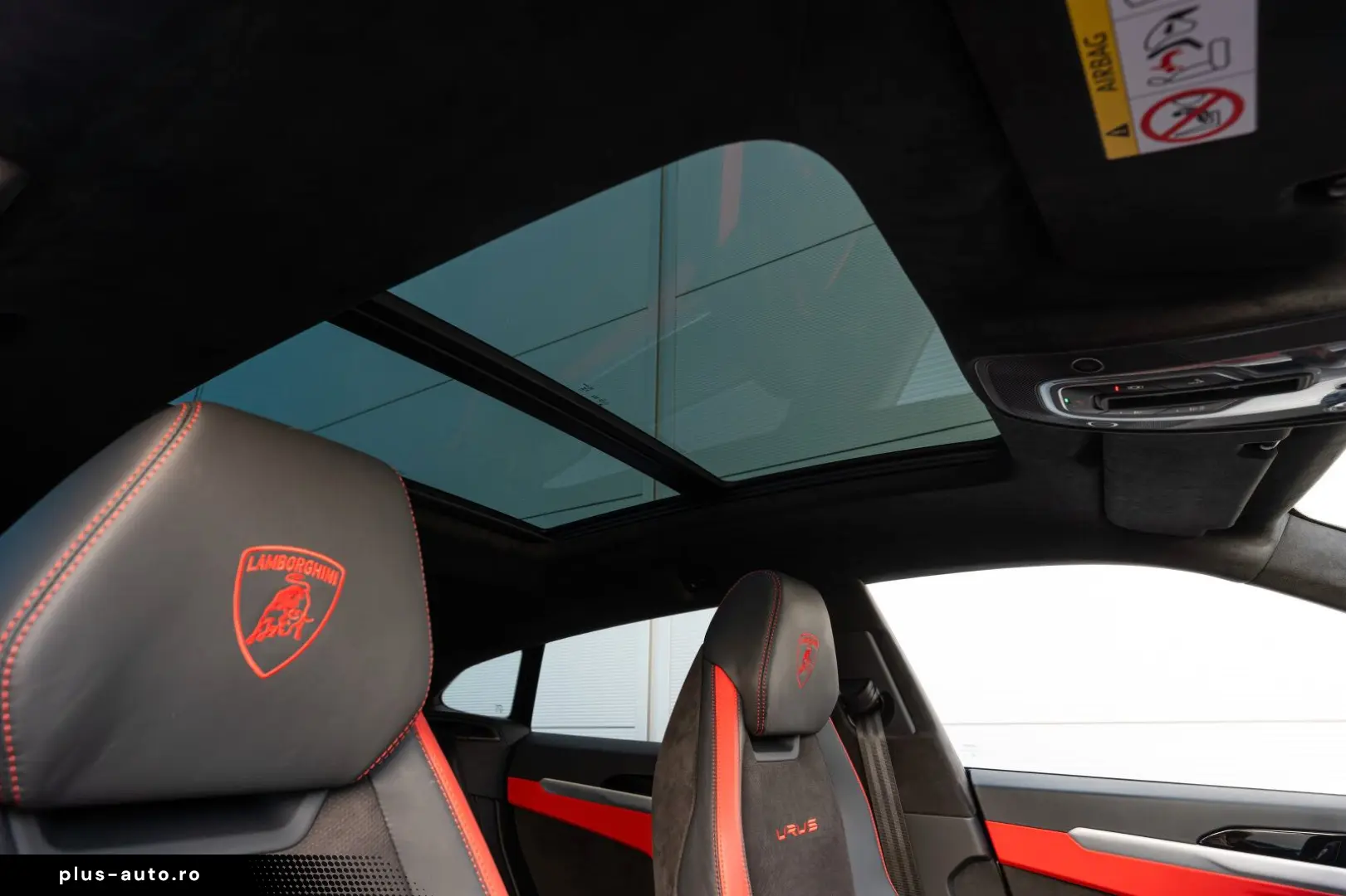 LAMBORGHINI Urus S Balloon White Pano Performante-Trim Night