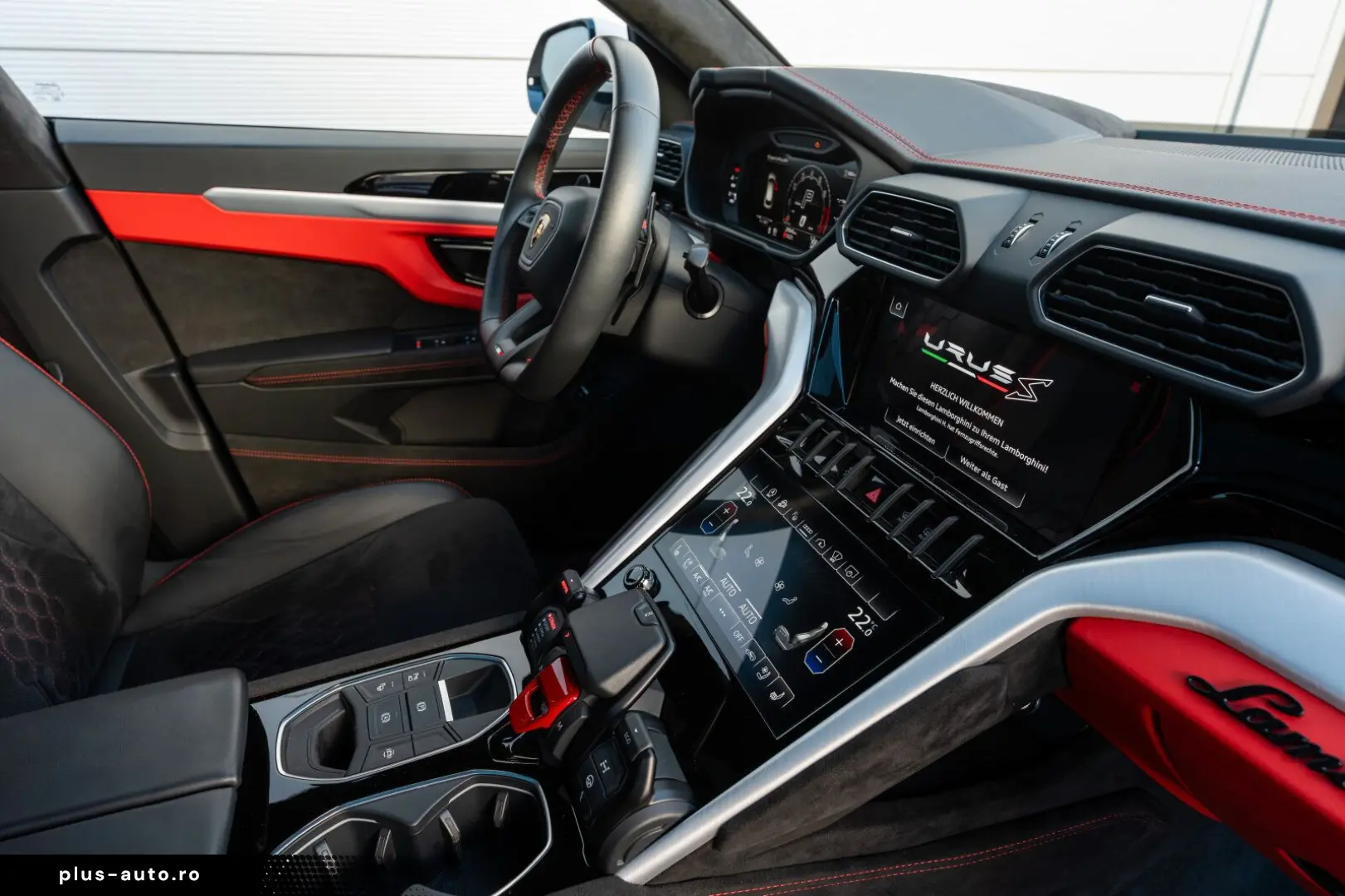 LAMBORGHINI Urus S Balloon White Pano Performante-Trim Night