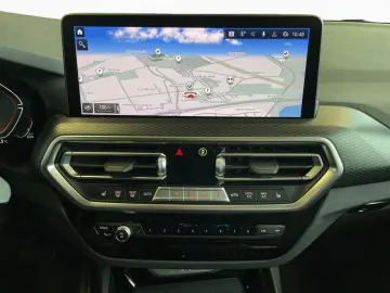 BMW X3 xDrive20dA M Sport LCProf 19 Pano HiFi Kamera