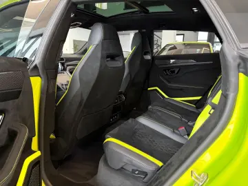 LAMBORGHINI Urus 4.0 V8 Performante Full Carbon Ad Personam