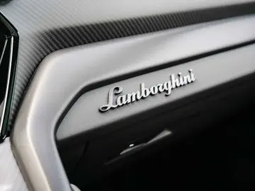 LAMBORGHINI Urus S Bianco Asopo Matt  Dark Package