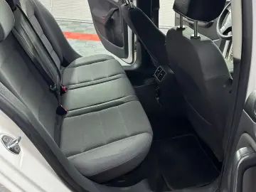 VW Golf 5  1.9 Diesel Manual