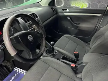 VW Golf 5  1.9 Diesel Manual