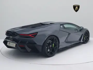 LAMBORGHINI Revuelto GRIGIO TELESTO I STYLEPAKET NERO
