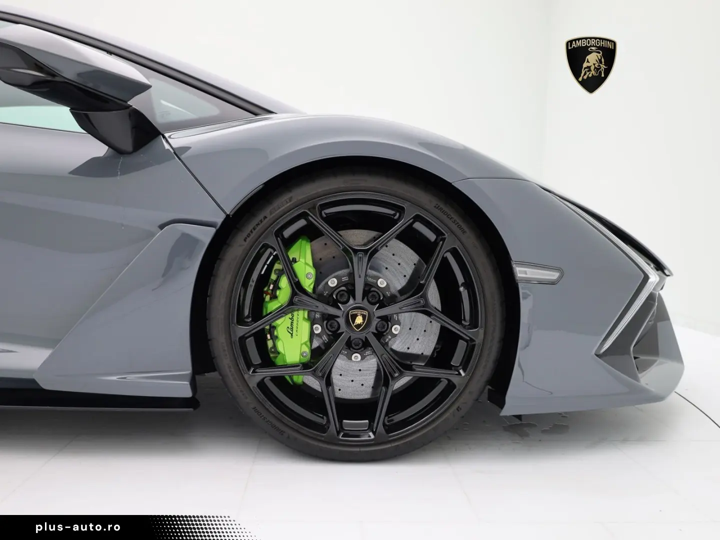 LAMBORGHINI Revuelto GRIGIO TELESTO I STYLEPAKET NERO