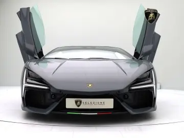 LAMBORGHINI Revuelto GRIGIO TELESTO I STYLEPAKET NERO