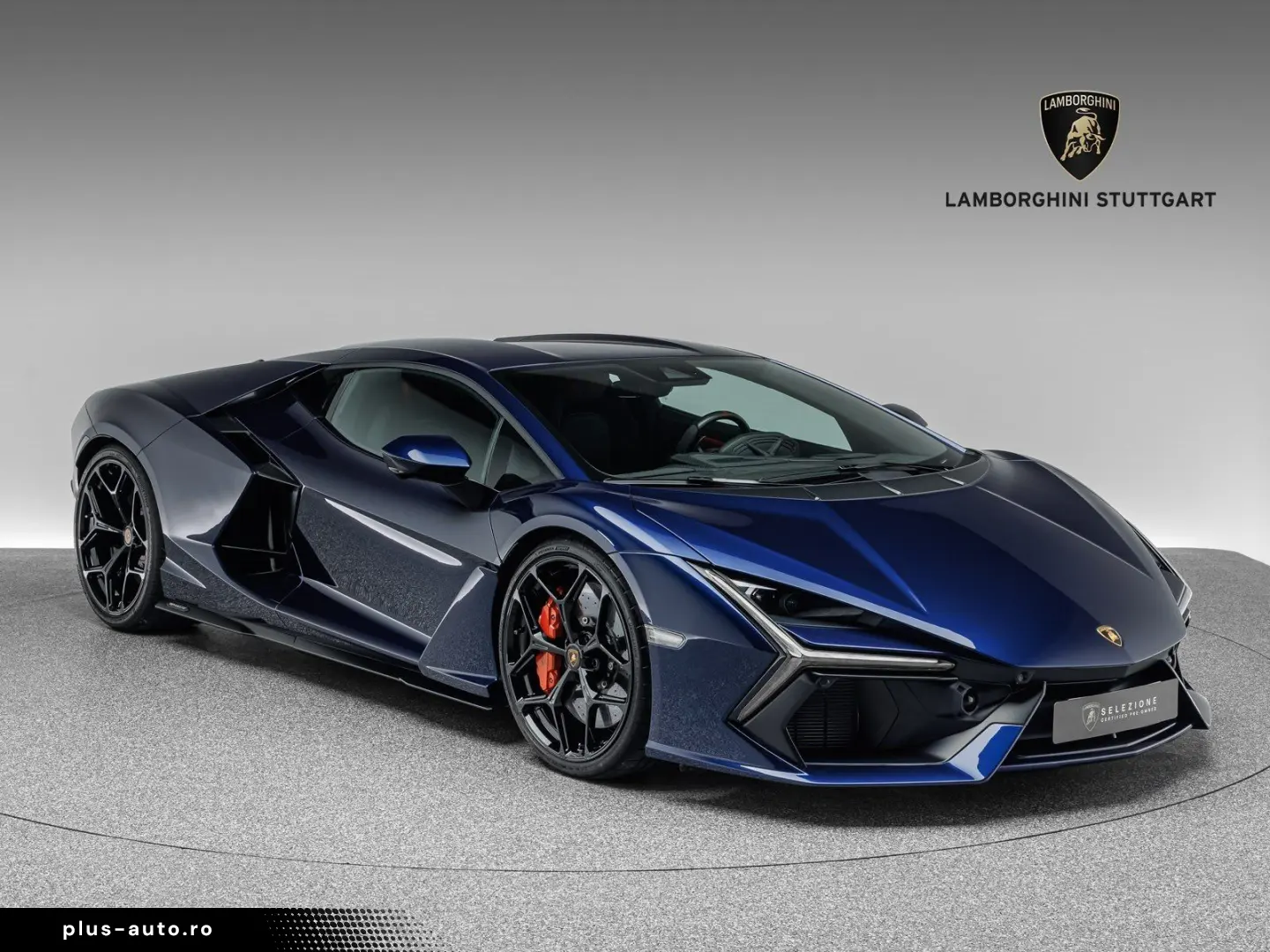 LAMBORGHINI Revuelto