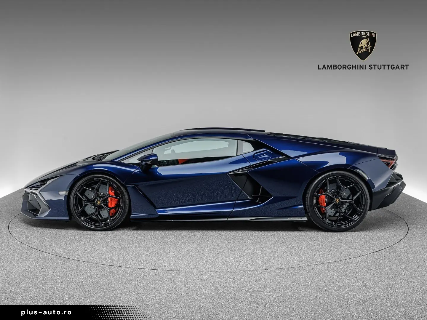 LAMBORGHINI Revuelto