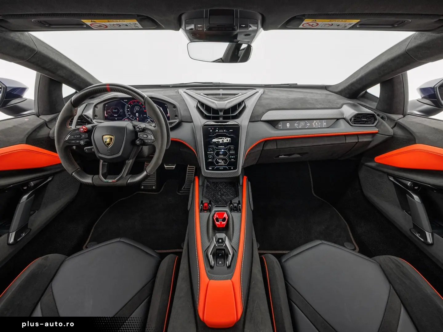 LAMBORGHINI Revuelto