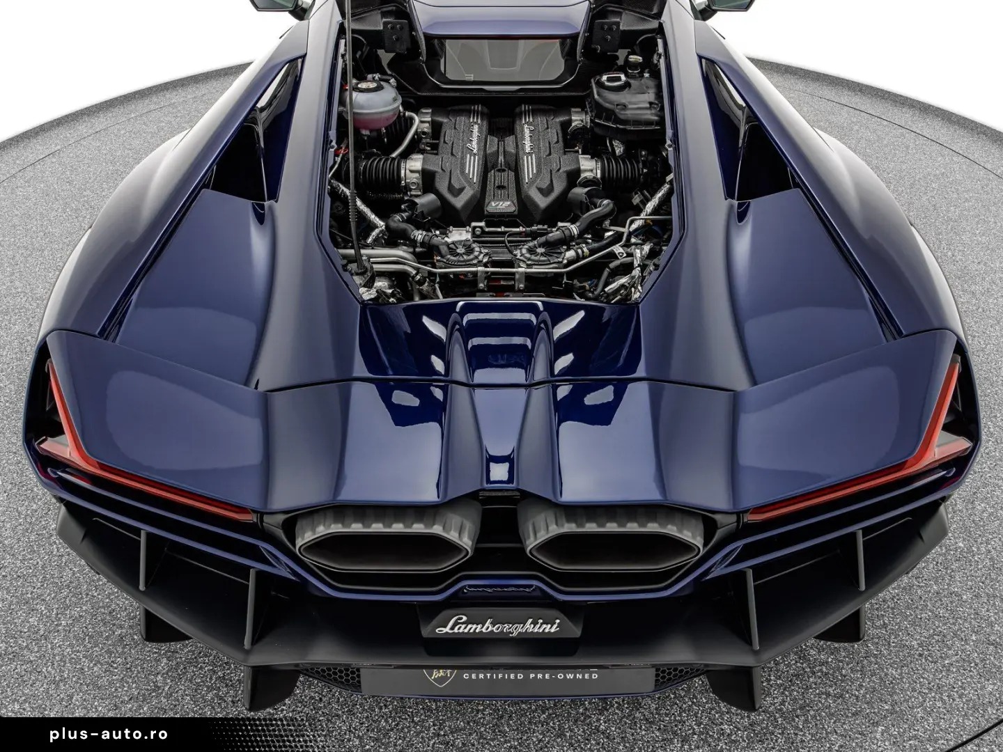 LAMBORGHINI Revuelto