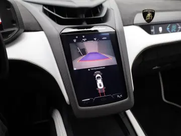 LAMBORGHINI Revuelto MY24 I VIOLA ALETHEIA I AD PERSONAM I B