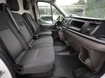 Ford Transit L2H2 2.0 MHEV 130CP