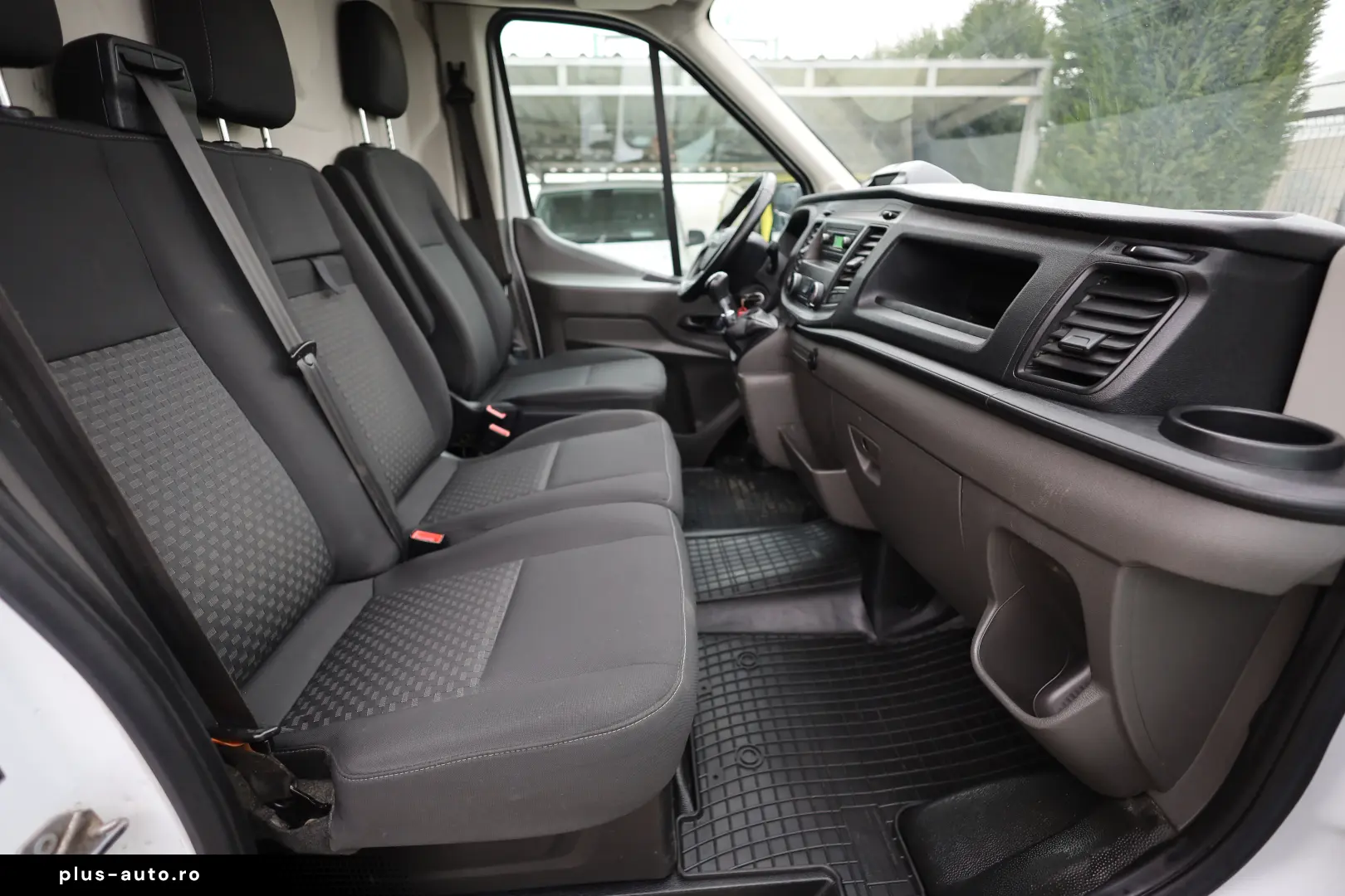 Ford Transit L2H2 2.0 MHEV 130CP