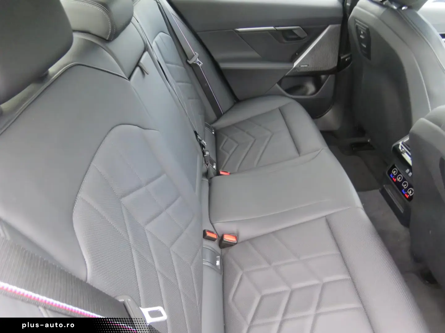 BMW 520 i Lim M Sport LED NAVI AHK 360